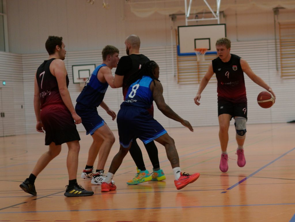 4. Foto Basketball Herren gegen den TSV Partenkirchen.